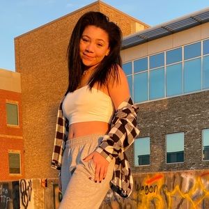 Meet your Posher, Destiny